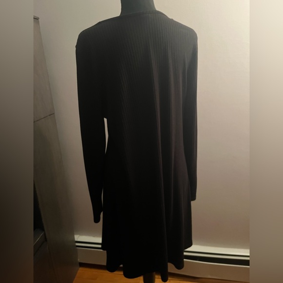 little long black dress - Picture 2 of 2